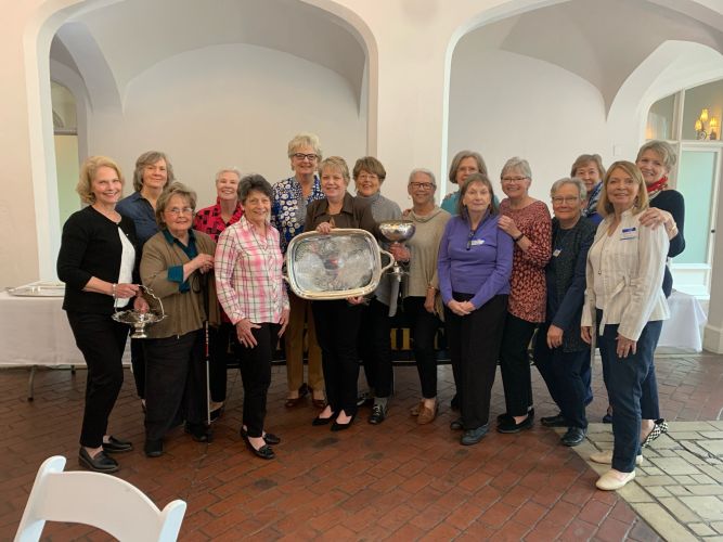 aegc members with the federation s club of the year award 